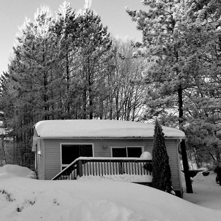 Oakview Lodge & Marina Algonquin Highlands Exterior foto