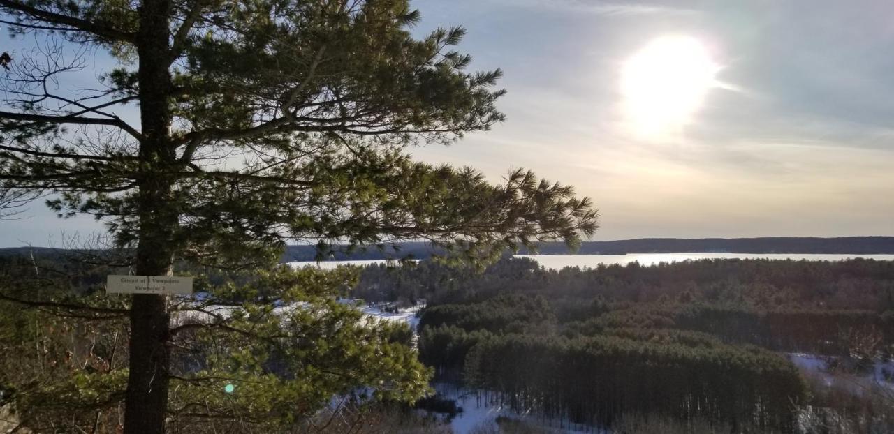 Oakview Lodge & Marina Algonquin Highlands Exterior foto