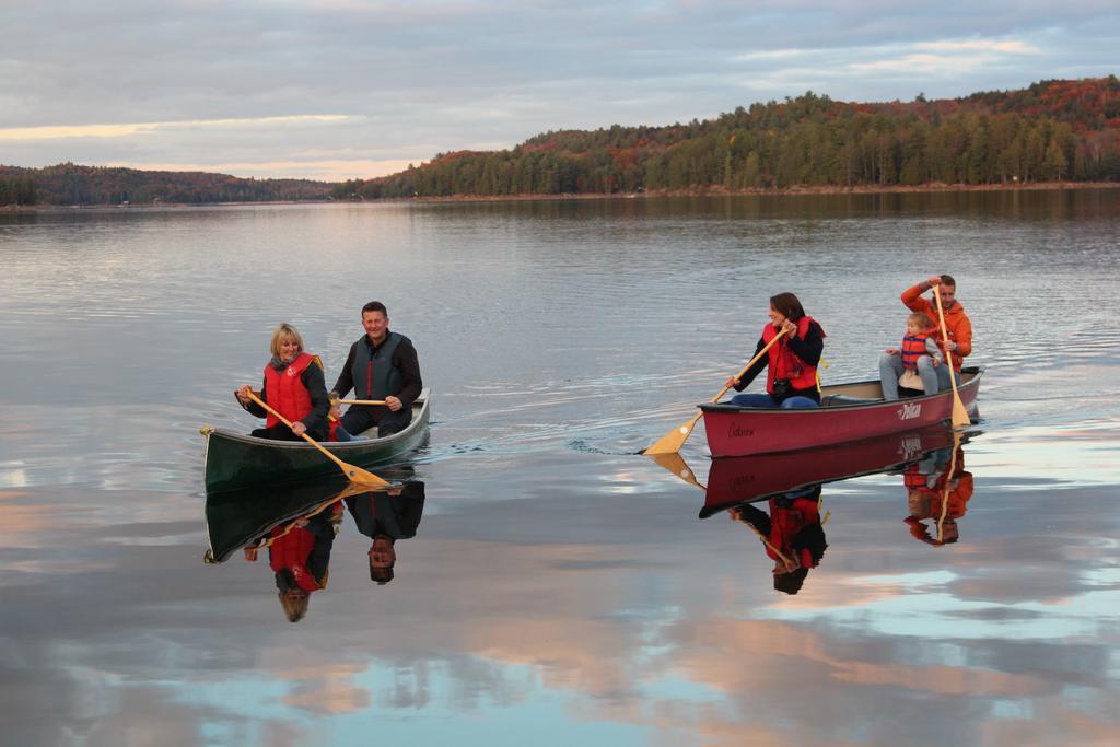 Oakview Lodge & Marina Algonquin Highlands Exterior foto